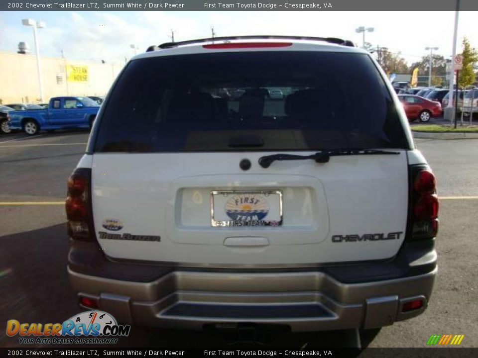 2002 Chevrolet TrailBlazer LTZ Summit White / Dark Pewter Photo #4
