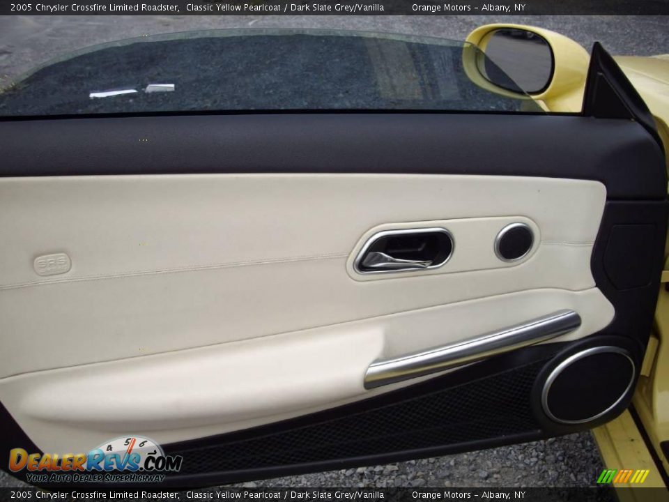 Door Panel of 2005 Chrysler Crossfire Limited Roadster Photo #13