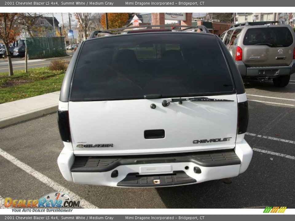 2001 Chevrolet Blazer LS 4x4 Summit White / Medium Gray Photo #5