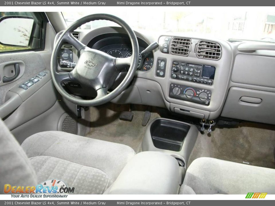 2001 Chevrolet Blazer LS 4x4 Summit White / Medium Gray Photo #12