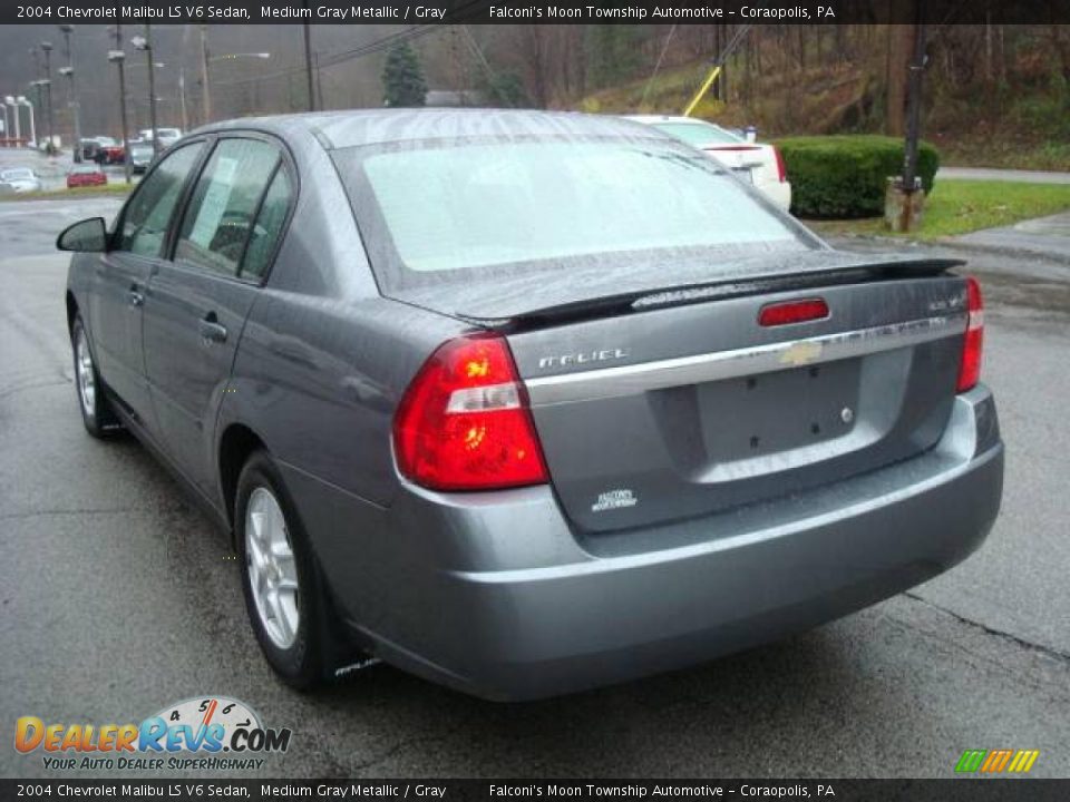 2004 Chevrolet Malibu LS V6 Sedan Medium Gray Metallic / Gray Photo #4