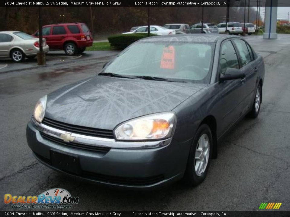 2004 Chevrolet Malibu LS V6 Sedan Medium Gray Metallic / Gray Photo #5