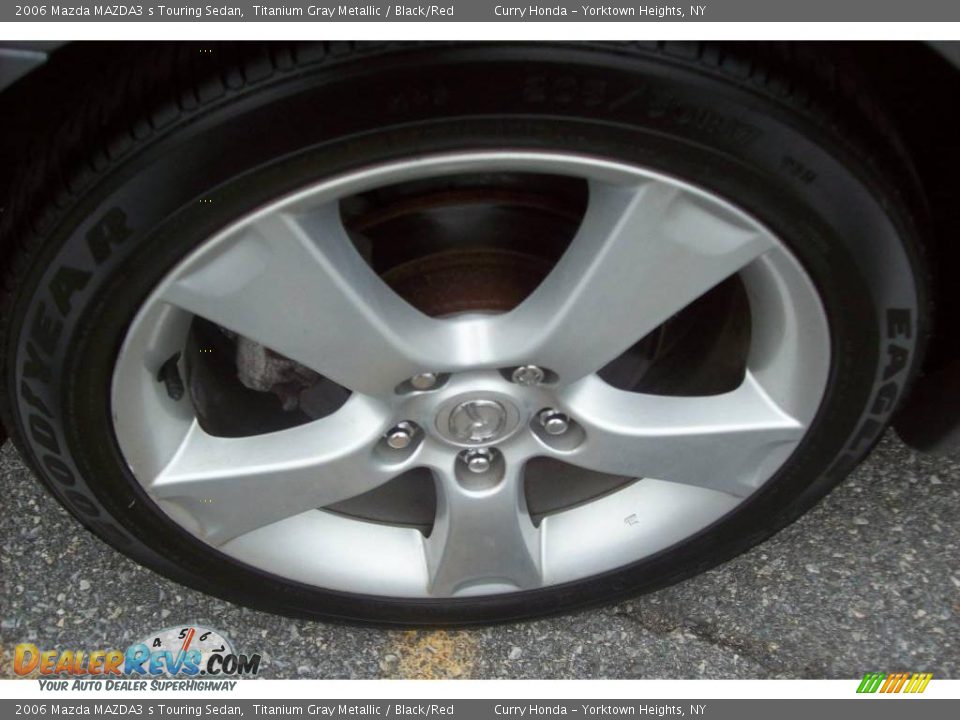 2006 Mazda MAZDA3 s Touring Sedan Titanium Gray Metallic / Black/Red Photo #9