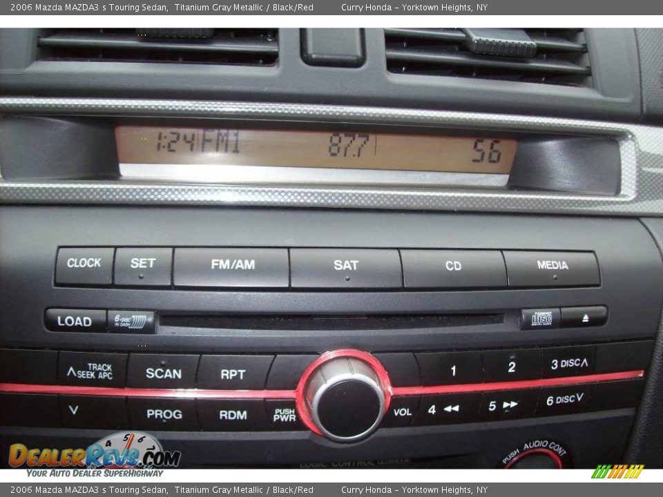 2006 Mazda MAZDA3 s Touring Sedan Titanium Gray Metallic / Black/Red Photo #18