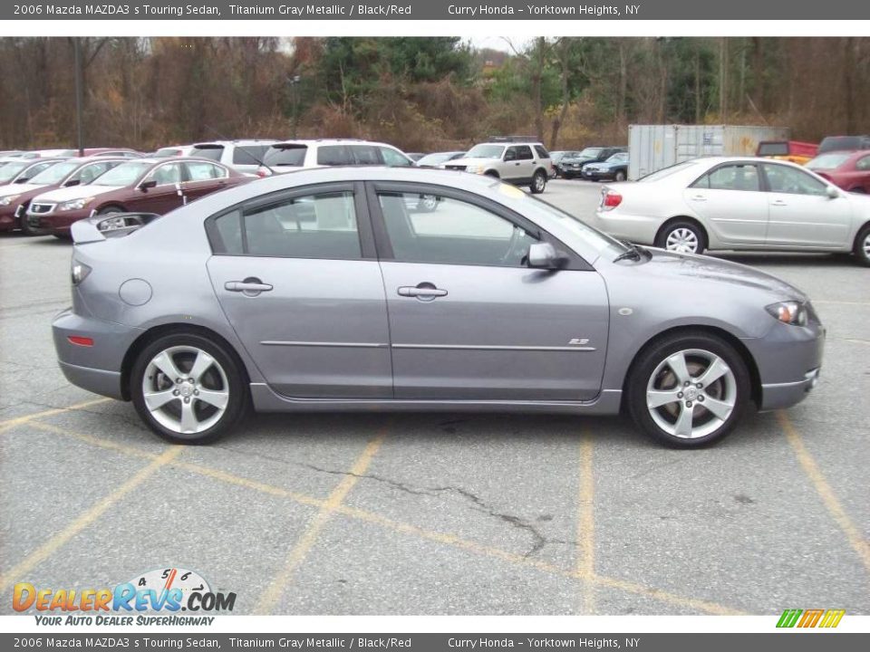 2006 Mazda MAZDA3 s Touring Sedan Titanium Gray Metallic / Black/Red Photo #20
