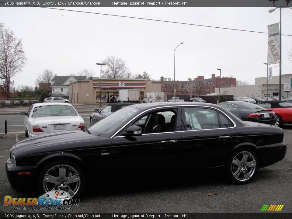 2009 Jaguar XJ XJ8 Ebony Black / Charcoal/Charcoal Photo #3