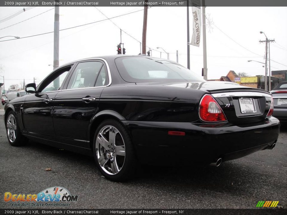 2009 Jaguar XJ XJ8 Ebony Black / Charcoal/Charcoal Photo #4