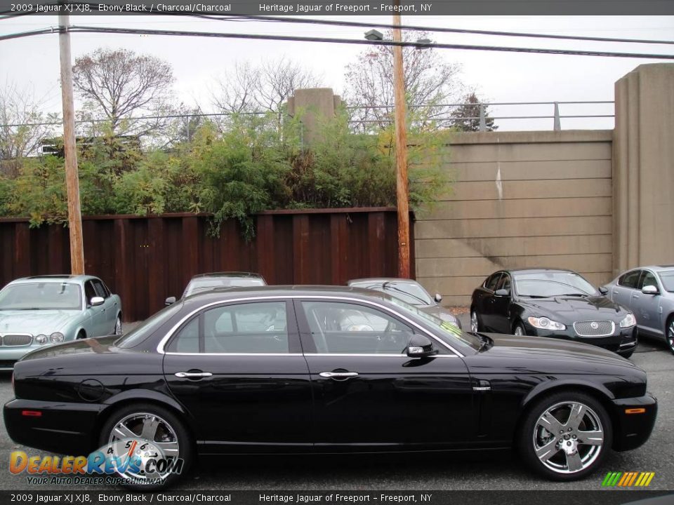 2009 Jaguar XJ XJ8 Ebony Black / Charcoal/Charcoal Photo #7