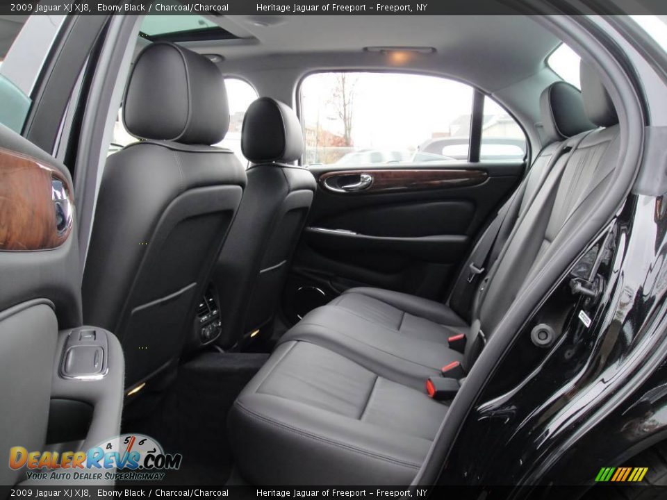 2009 Jaguar XJ XJ8 Ebony Black / Charcoal/Charcoal Photo #19