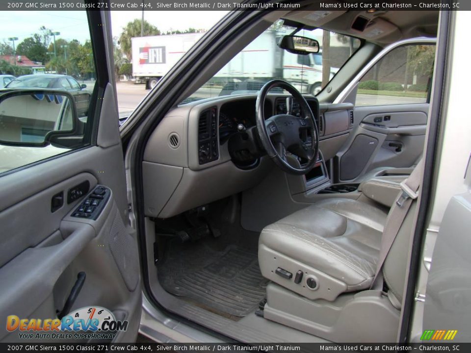 2007 GMC Sierra 1500 Classic Z71 Crew Cab 4x4 Silver Birch Metallic / Dark Titanium/Light Titanium Photo #12