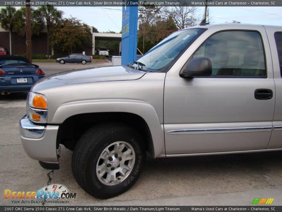 2007 GMC Sierra 1500 Classic Z71 Crew Cab 4x4 Silver Birch Metallic / Dark Titanium/Light Titanium Photo #27