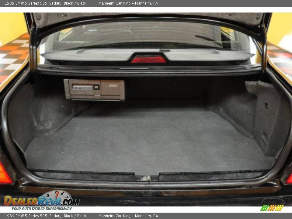 1989 BMW 5 Series 535i Sedan Black / Black Photo #15