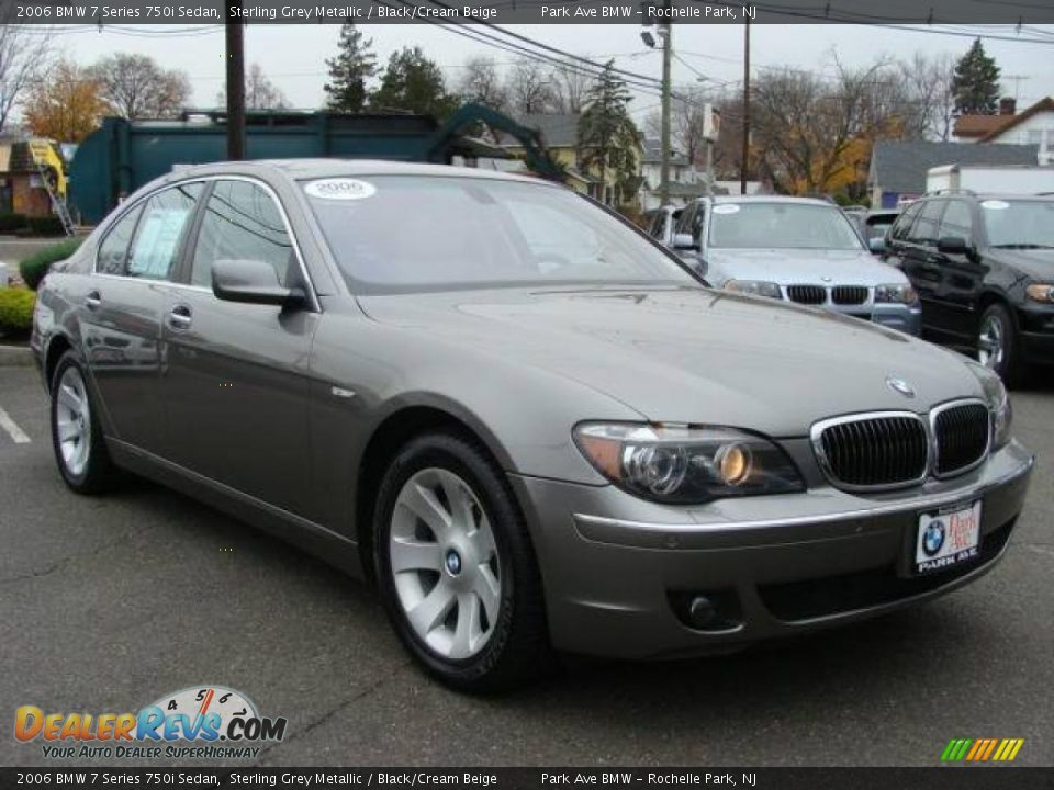 2006 BMW 7 Series 750i Sedan Sterling Grey Metallic / Black/Cream Beige Photo #2