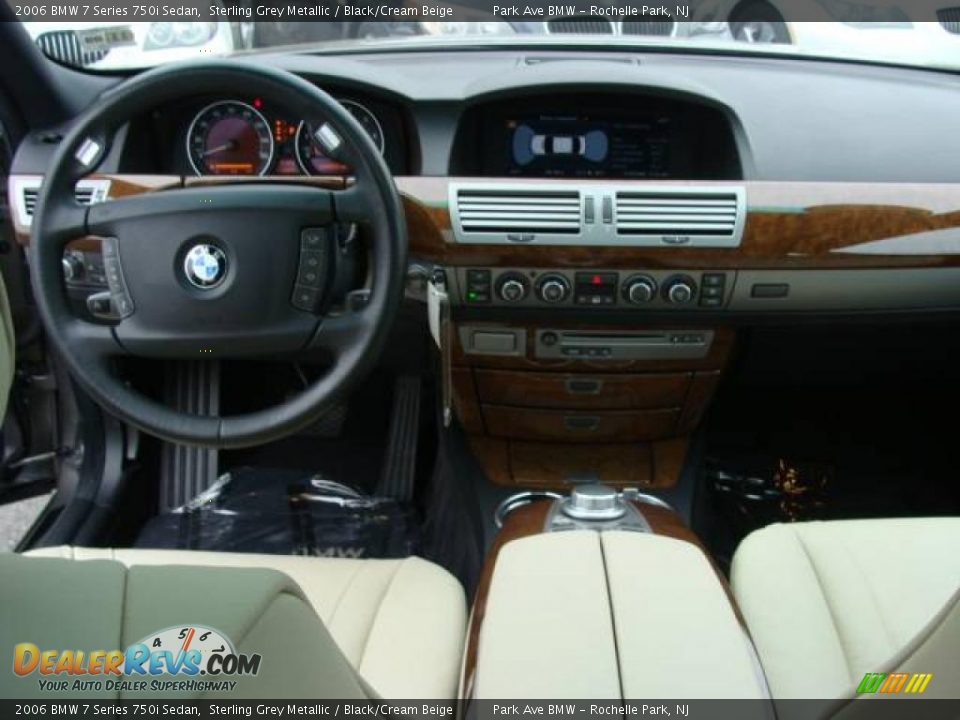 2006 BMW 7 Series 750i Sedan Sterling Grey Metallic / Black/Cream Beige Photo #12