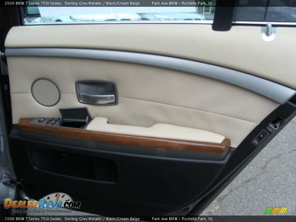 2006 BMW 7 Series 750i Sedan Sterling Grey Metallic / Black/Cream Beige Photo #19