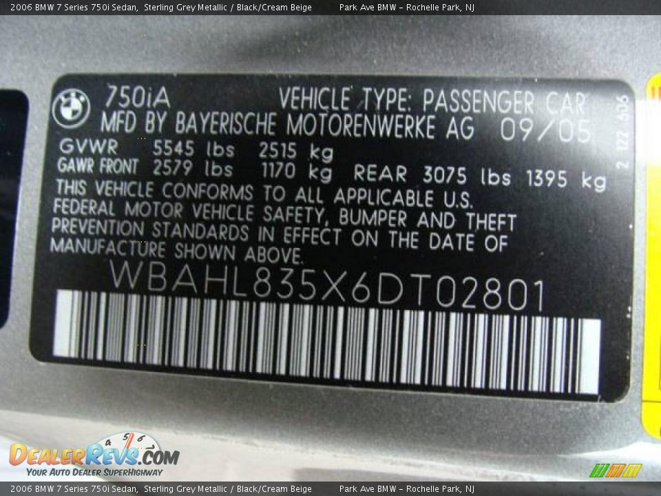 2006 BMW 7 Series 750i Sedan Sterling Grey Metallic / Black/Cream Beige Photo #26