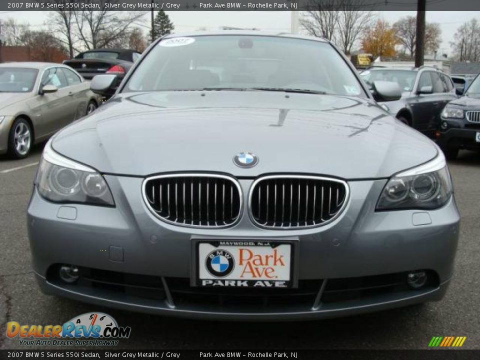 2007 BMW 5 Series 550i Sedan Silver Grey Metallic / Grey Photo #3