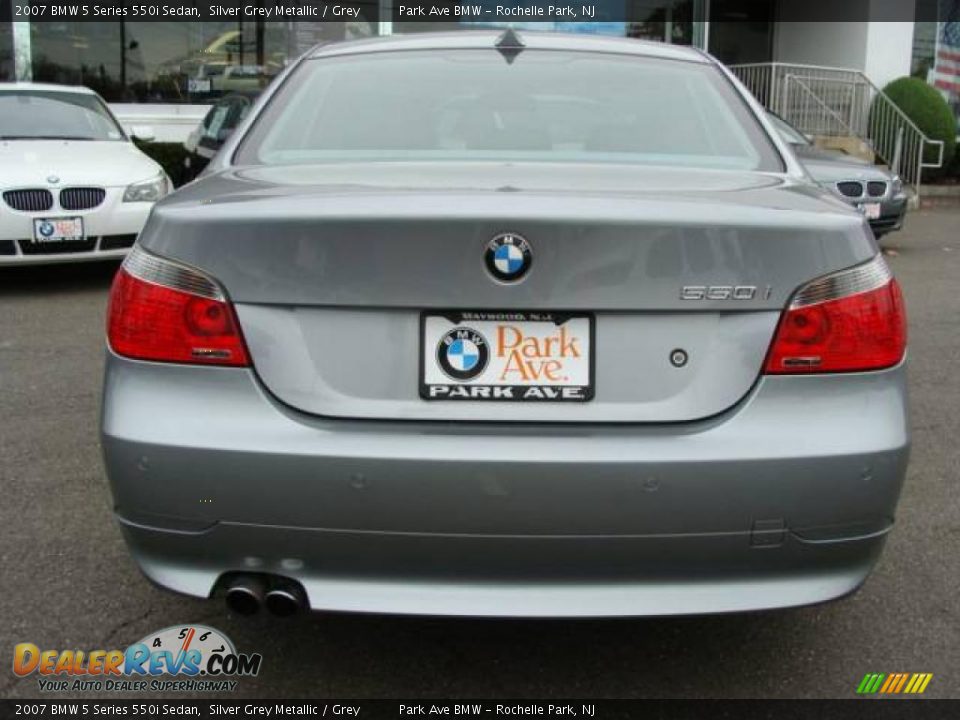 2007 BMW 5 Series 550i Sedan Silver Grey Metallic / Grey Photo #7
