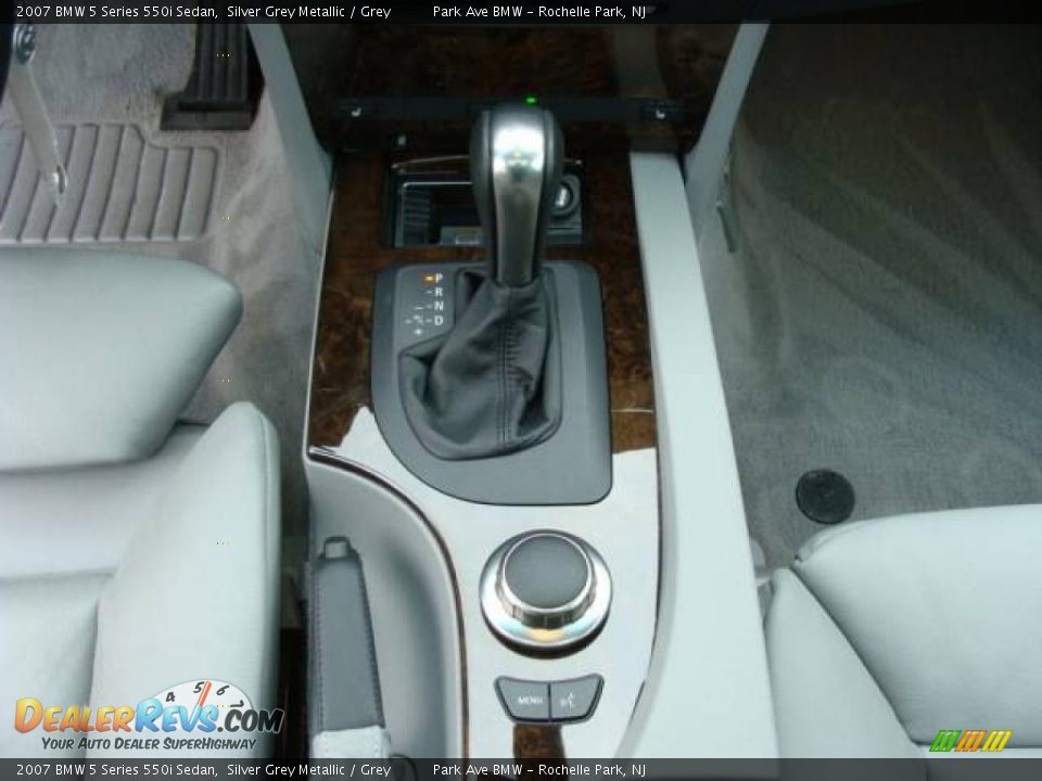 2007 BMW 5 Series 550i Sedan Silver Grey Metallic / Grey Photo #16