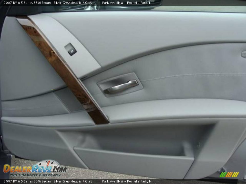2007 BMW 5 Series 550i Sedan Silver Grey Metallic / Grey Photo #21