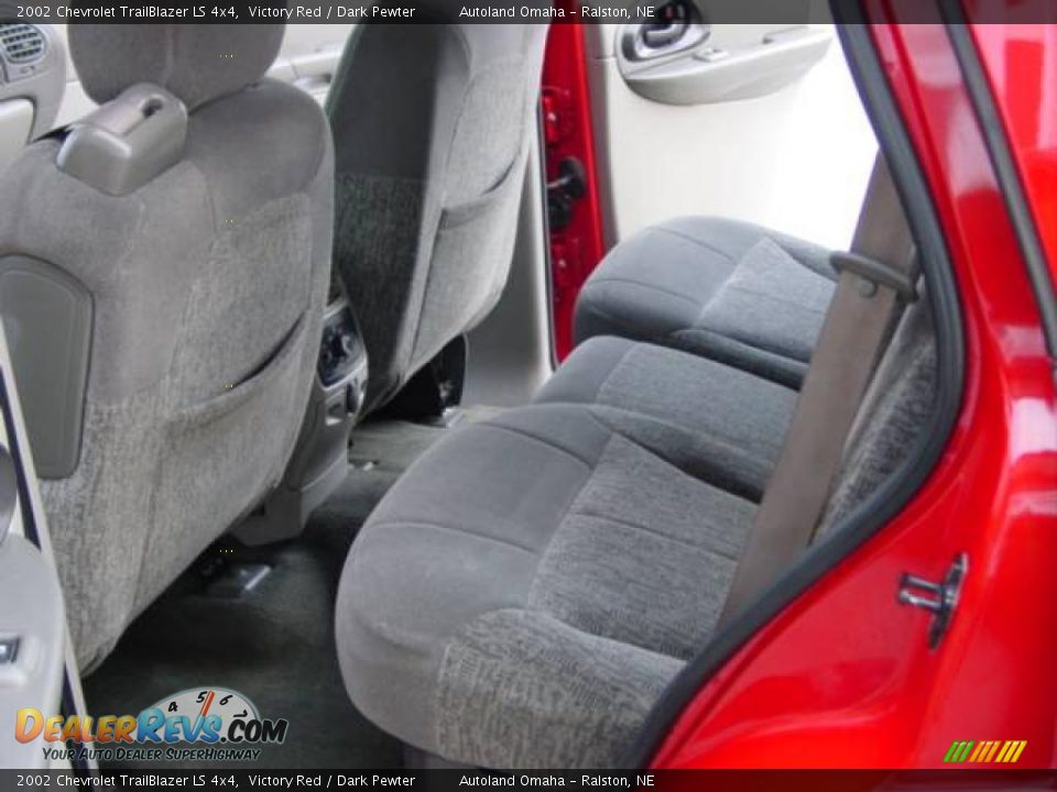2002 Chevrolet TrailBlazer LS 4x4 Victory Red / Dark Pewter Photo #9