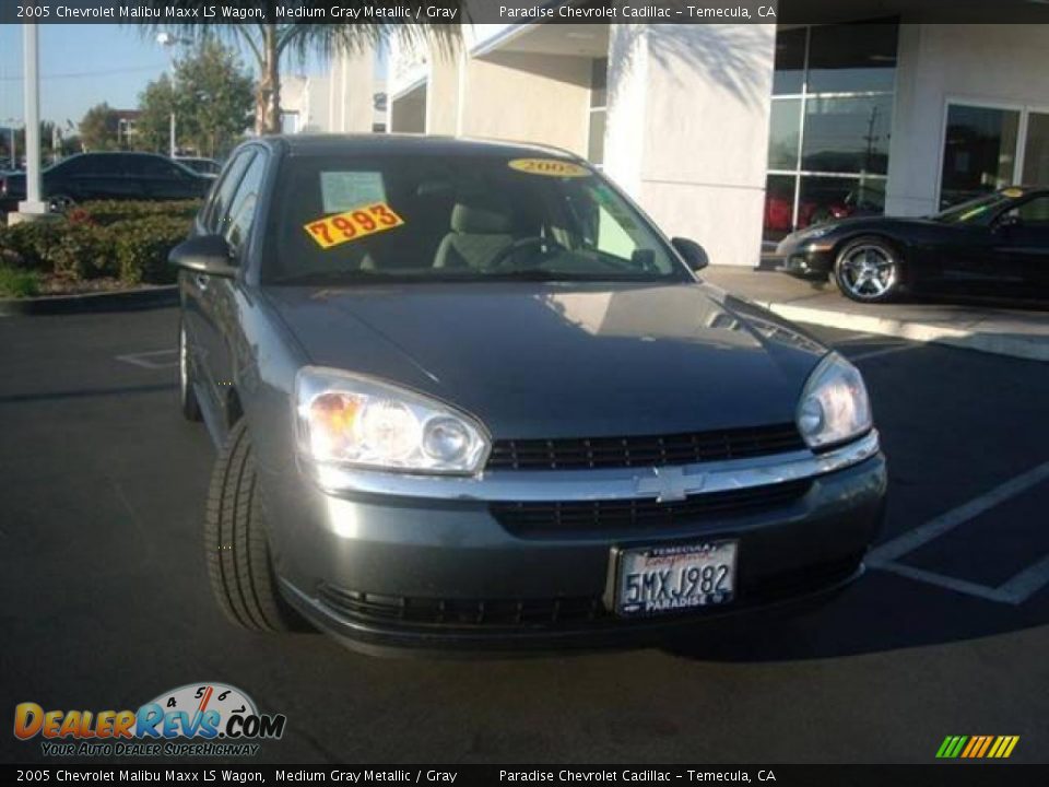 2005 Chevrolet Malibu Maxx LS Wagon Medium Gray Metallic / Gray Photo #2