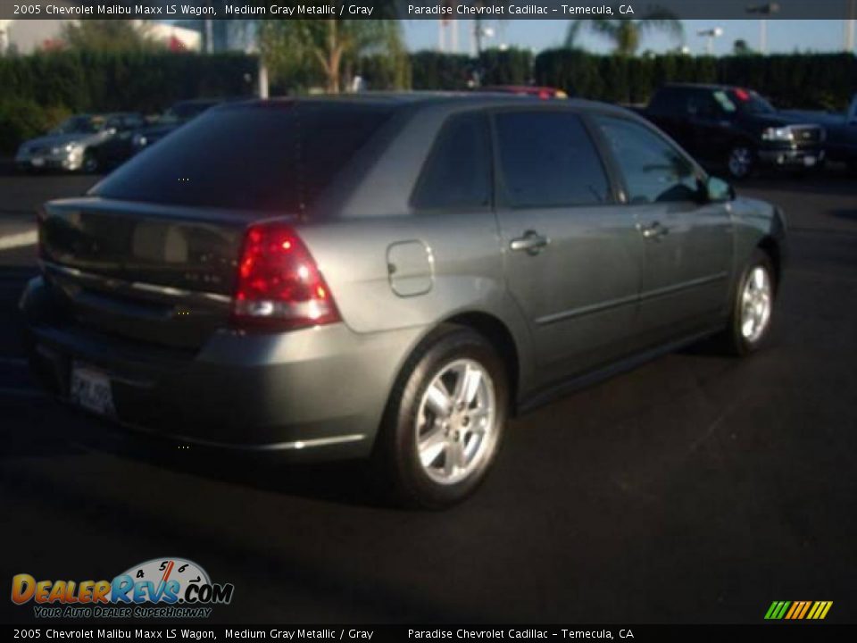 2005 Chevrolet Malibu Maxx LS Wagon Medium Gray Metallic / Gray Photo #11