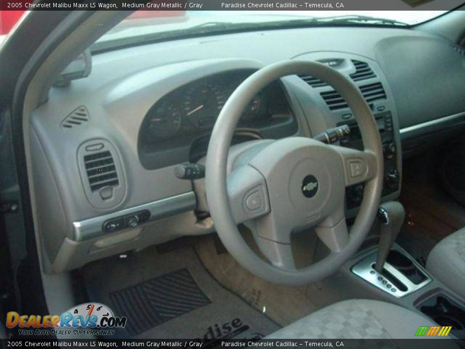2005 Chevrolet Malibu Maxx LS Wagon Medium Gray Metallic / Gray Photo #18