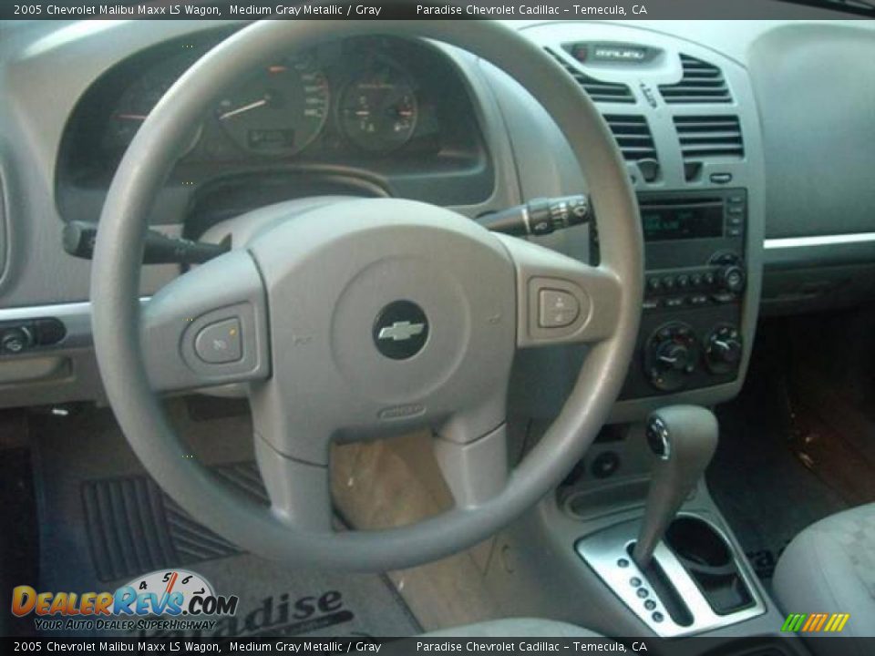 2005 Chevrolet Malibu Maxx LS Wagon Medium Gray Metallic / Gray Photo #19