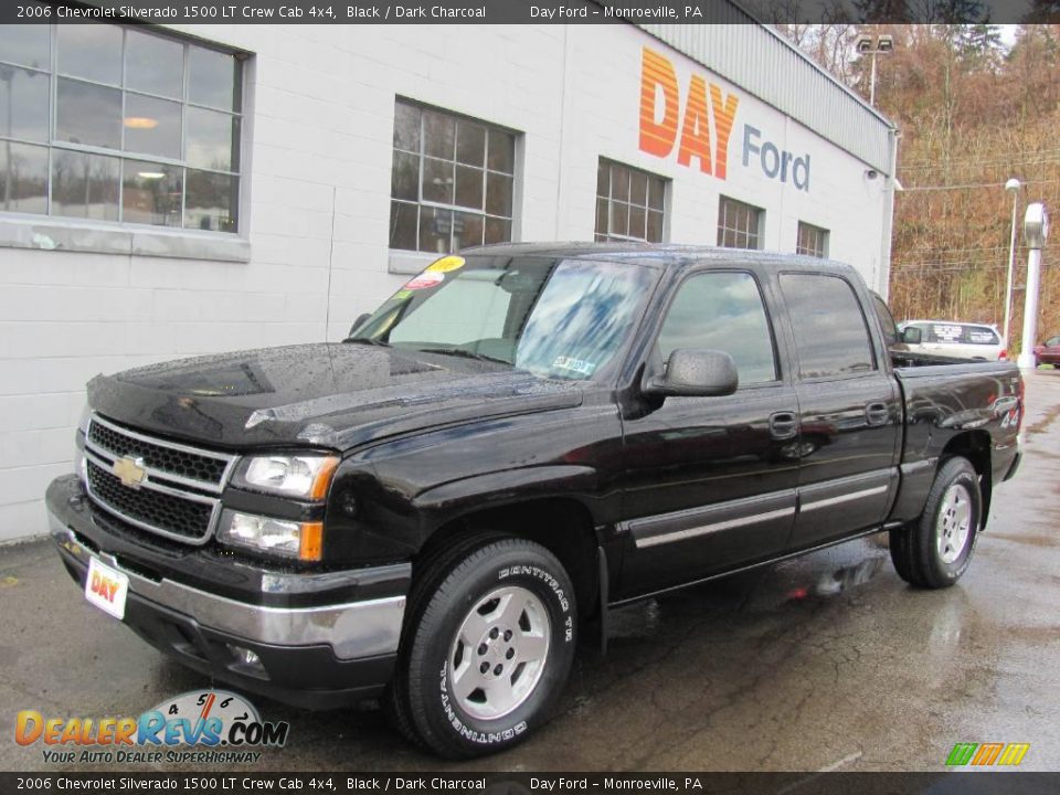 2006 Chevrolet Silverado 1500 LT Crew Cab 4x4 Black / Dark Charcoal Photo #1