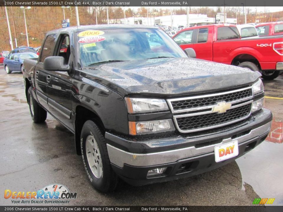 2006 Chevrolet Silverado 1500 LT Crew Cab 4x4 Black / Dark Charcoal Photo #4