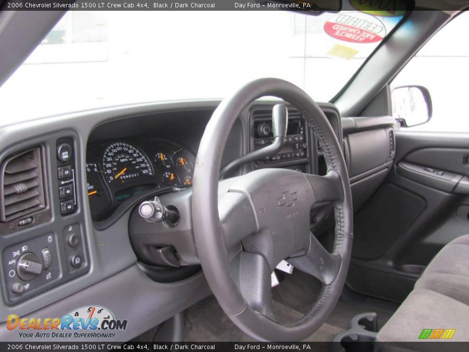 2006 Chevrolet Silverado 1500 LT Crew Cab 4x4 Black / Dark Charcoal Photo #8