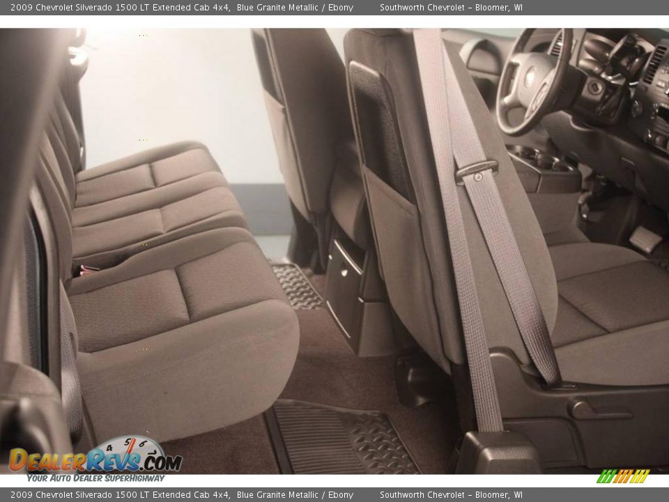 2009 Chevrolet Silverado 1500 LT Extended Cab 4x4 Blue Granite Metallic / Ebony Photo #4