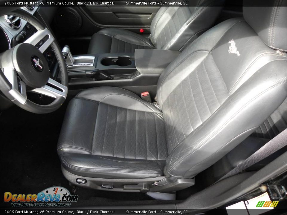 2006 Ford Mustang V6 Premium Coupe Black / Dark Charcoal Photo #5