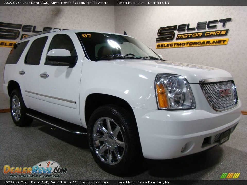2009 GMC Yukon Denali AWD Summit White / Cocoa/Light Cashmere Photo #3