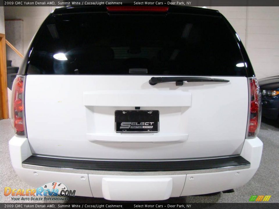 2009 GMC Yukon Denali AWD Summit White / Cocoa/Light Cashmere Photo #5