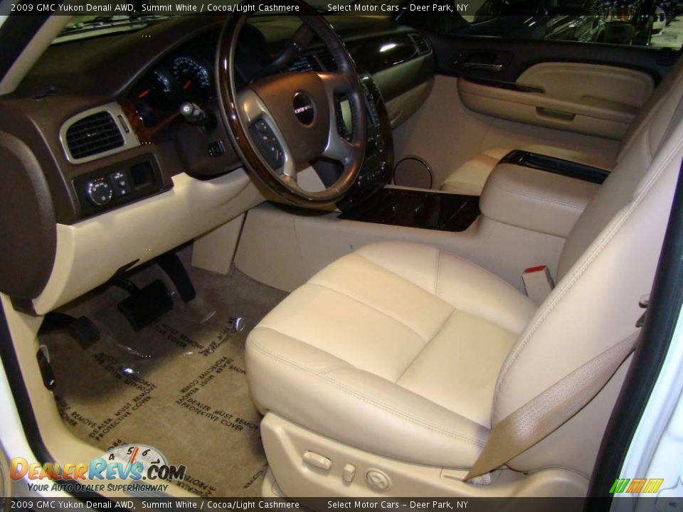 2009 GMC Yukon Denali AWD Summit White / Cocoa/Light Cashmere Photo #8