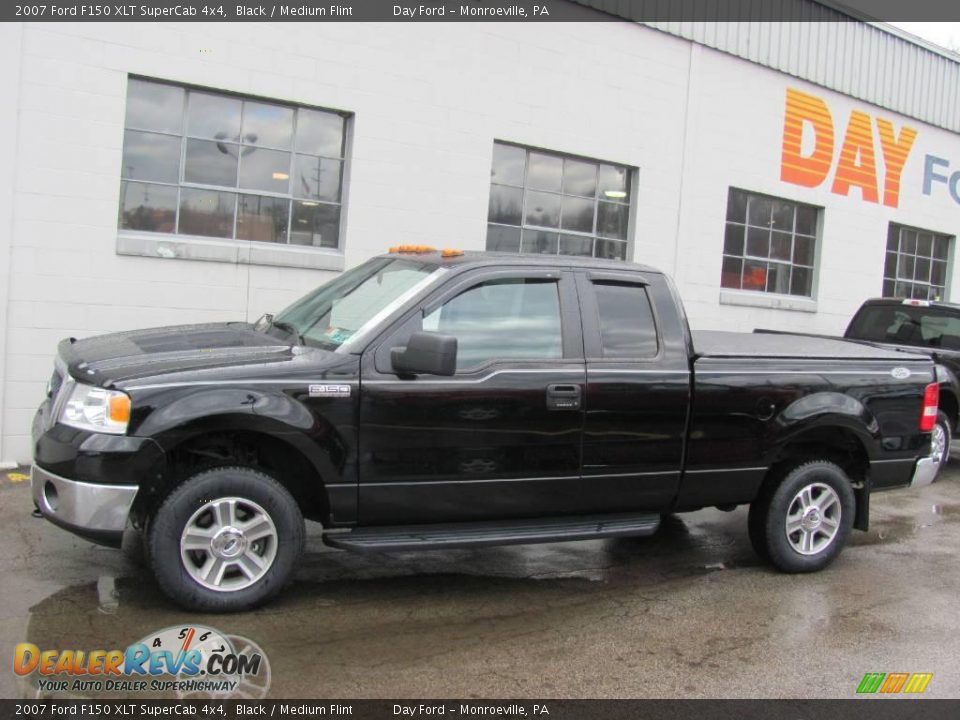 2007 Ford F150 XLT SuperCab 4x4 Black / Medium Flint Photo #2