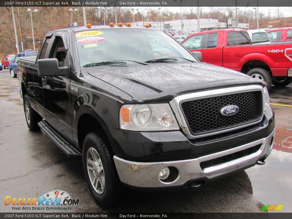 2007 Ford F150 XLT SuperCab 4x4 Black / Medium Flint Photo #4