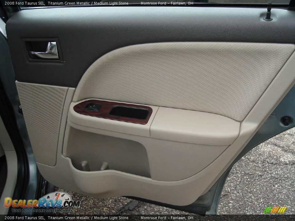 2008 Ford Taurus SEL Titanium Green Metallic / Medium Light Stone Photo #17