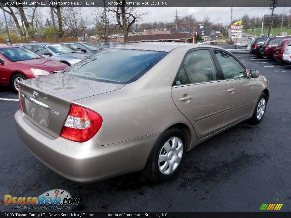 2003 Toyota Camry LE Desert Sand Mica / Taupe Photo #5