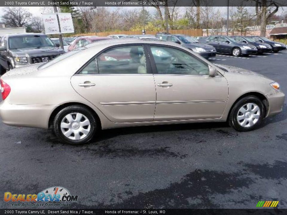 2003 Toyota Camry LE Desert Sand Mica / Taupe Photo #6