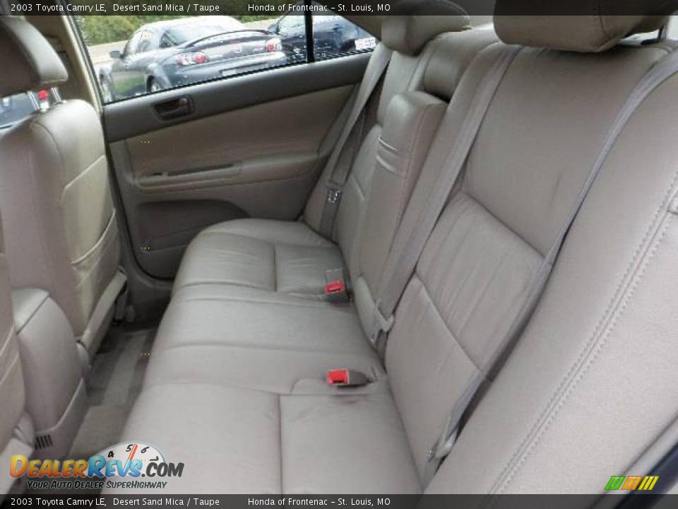 2003 Toyota Camry LE Desert Sand Mica / Taupe Photo #13