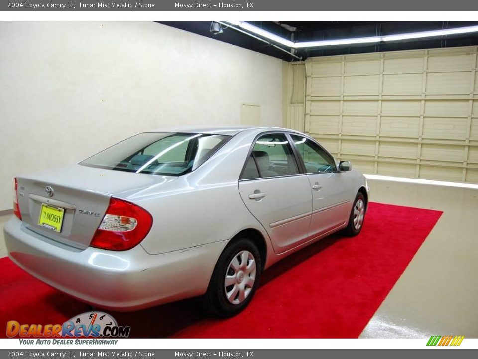 2004 Toyota Camry LE Lunar Mist Metallic / Stone Photo #6