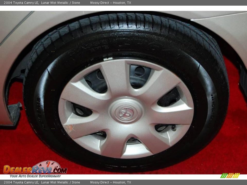 2004 Toyota Camry LE Lunar Mist Metallic / Stone Photo #8