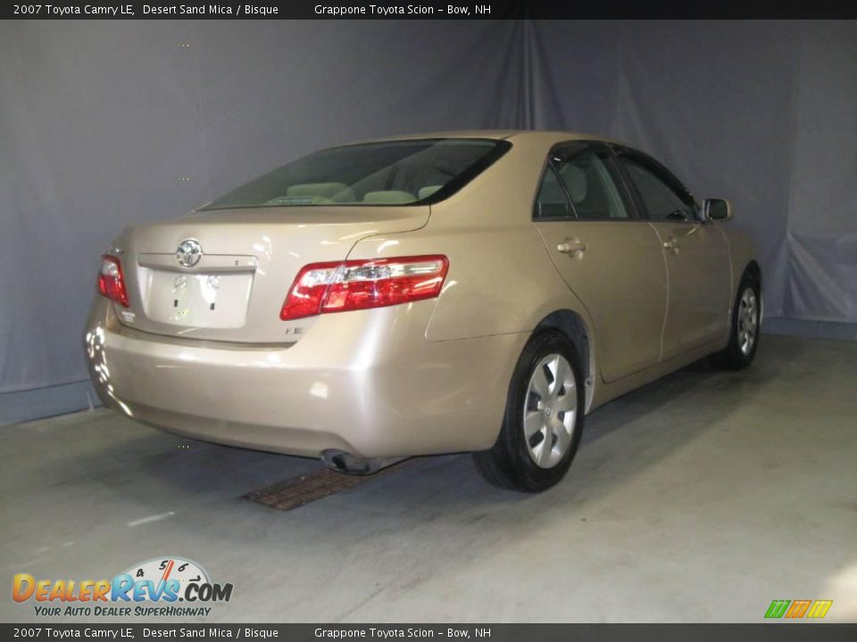 2007 Toyota Camry LE Desert Sand Mica / Bisque Photo #3