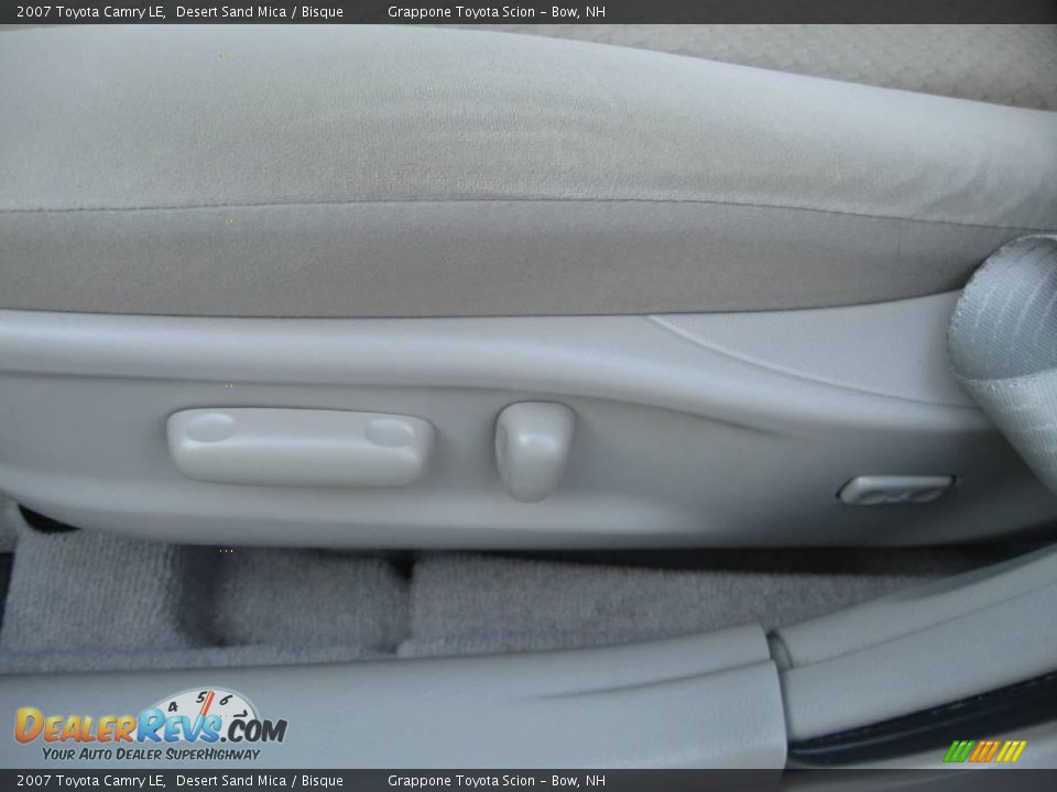 2007 Toyota Camry LE Desert Sand Mica / Bisque Photo #9