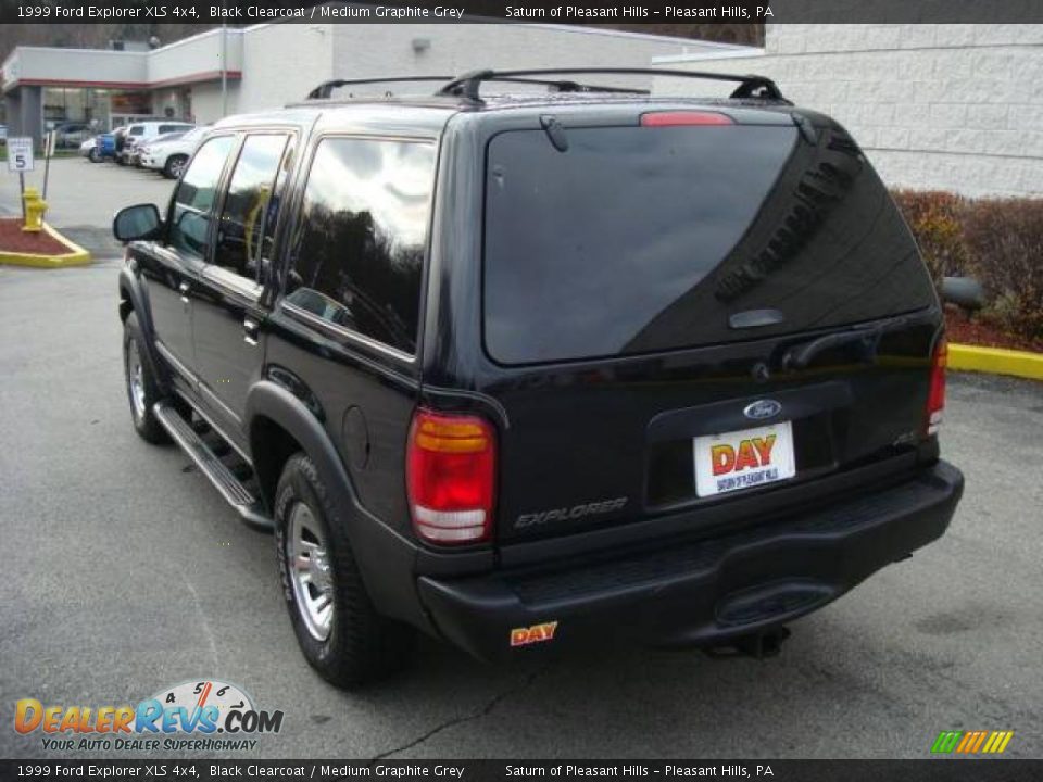 1999 Ford Explorer XLS 4x4 Black Clearcoat / Medium Graphite Grey Photo #2
