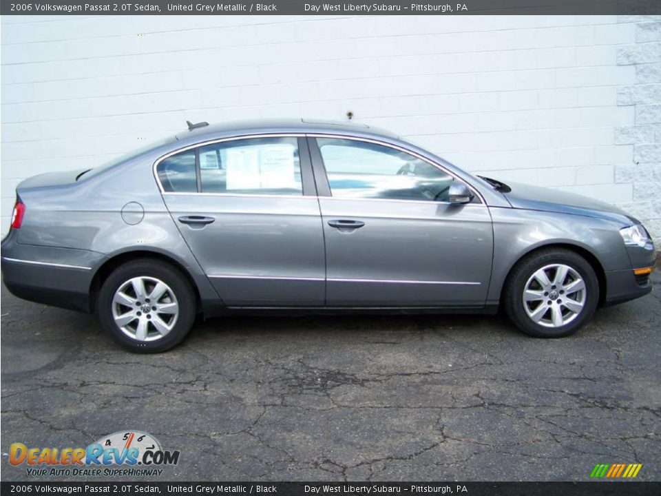 2006 Volkswagen Passat 2.0T Sedan United Grey Metallic / Black Photo #9