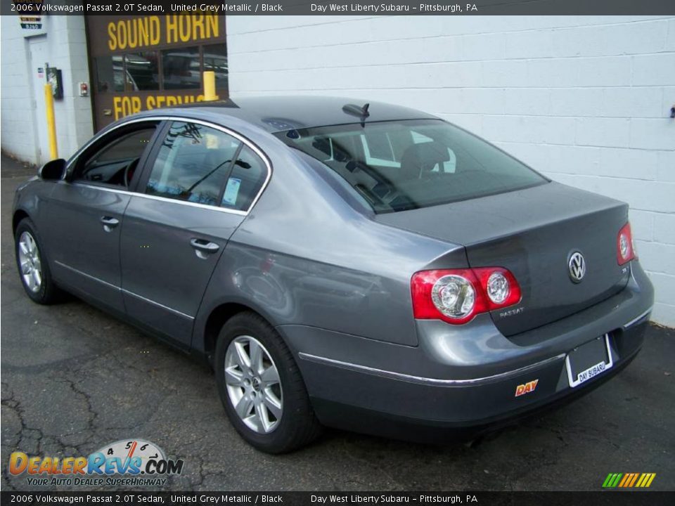 2006 Volkswagen Passat 2.0T Sedan United Grey Metallic / Black Photo #12